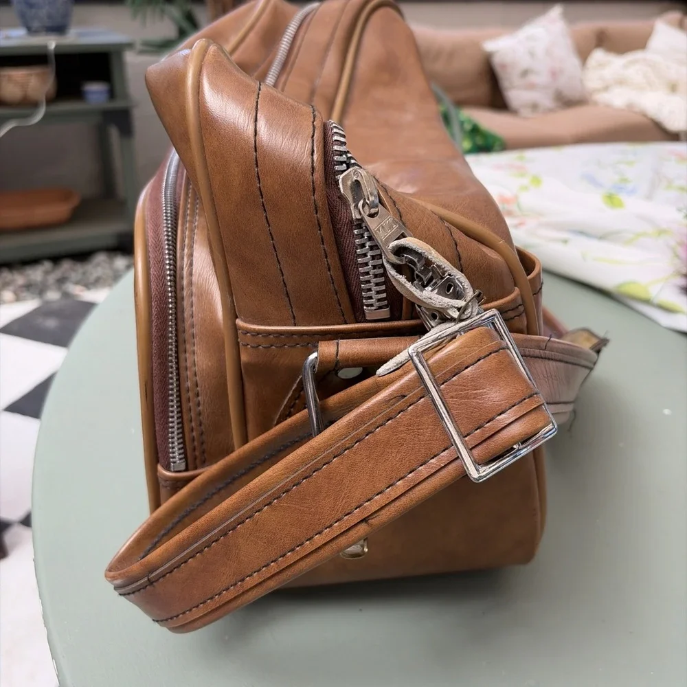 Vintage Brown Airway Travel Weekender Carry On Bag Retro 70s